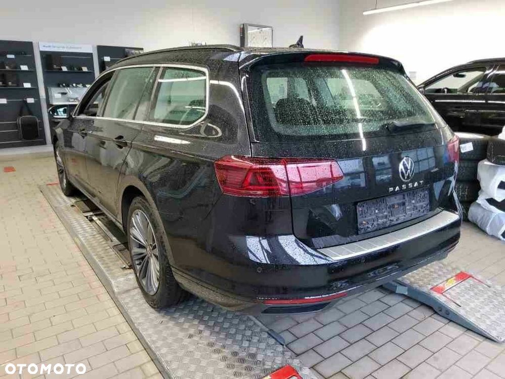 Volkswagen Passat 2.0 TDI EVO Business DSG - 4