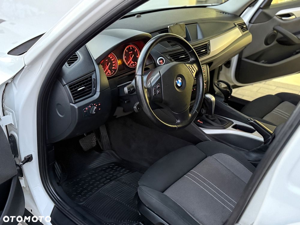 BMW Seria 5 530d Sport-Aut - 23