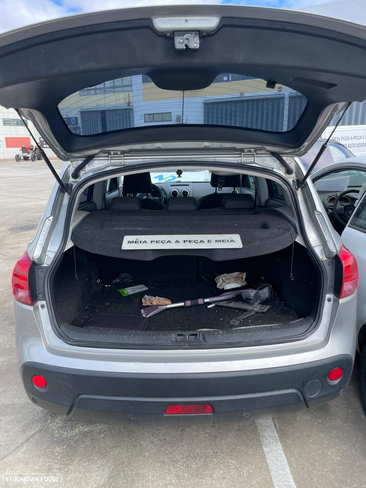 Nissan Qashqai de 2011 para peças - 8