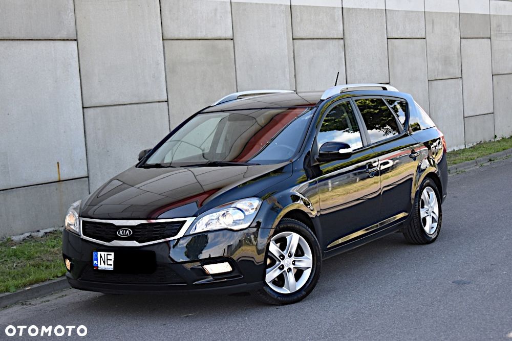 Kia Ceed - 1
