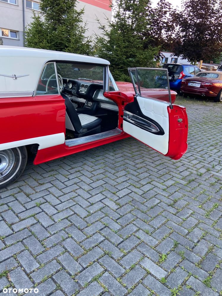 Ford Thunderbird - 3