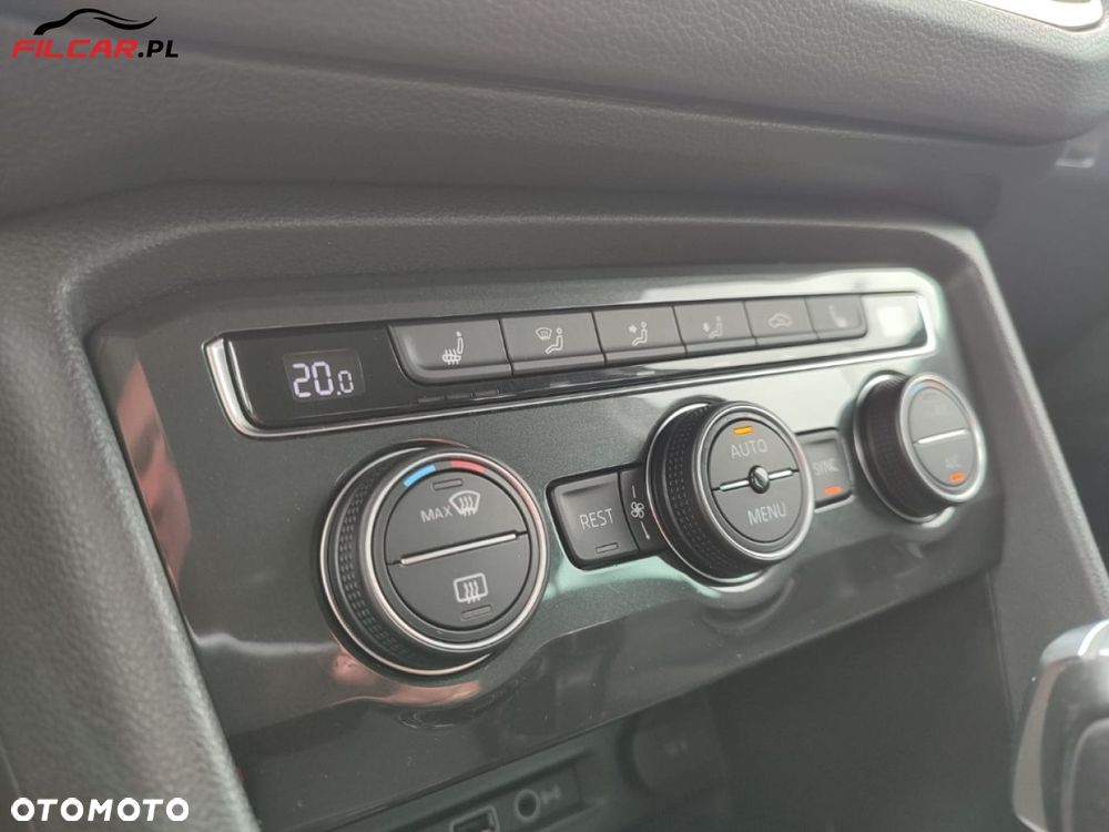 Volkswagen Tiguan - 17