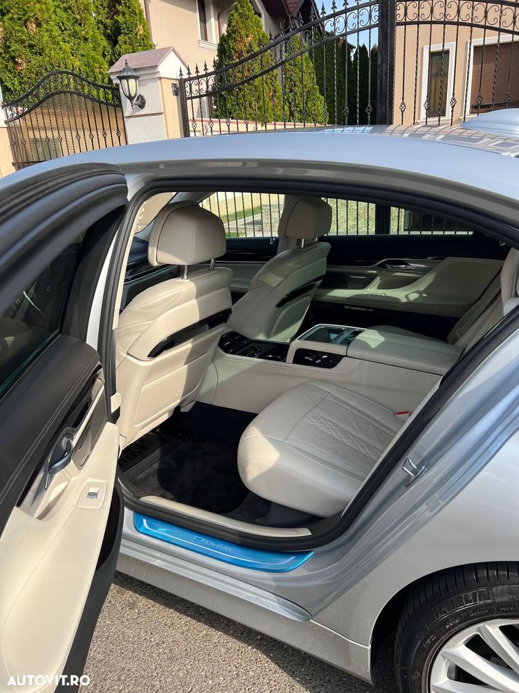 BMW Seria 7 740Le xDrive iPerformance - 4