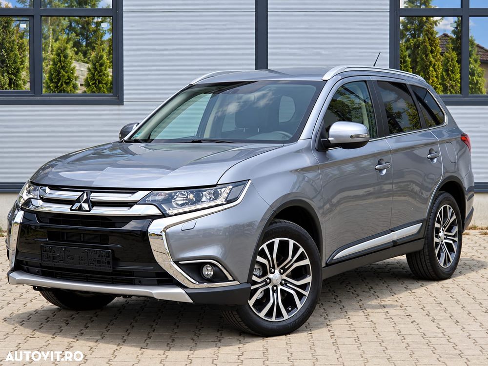 Mitsubishi Outlander - 2