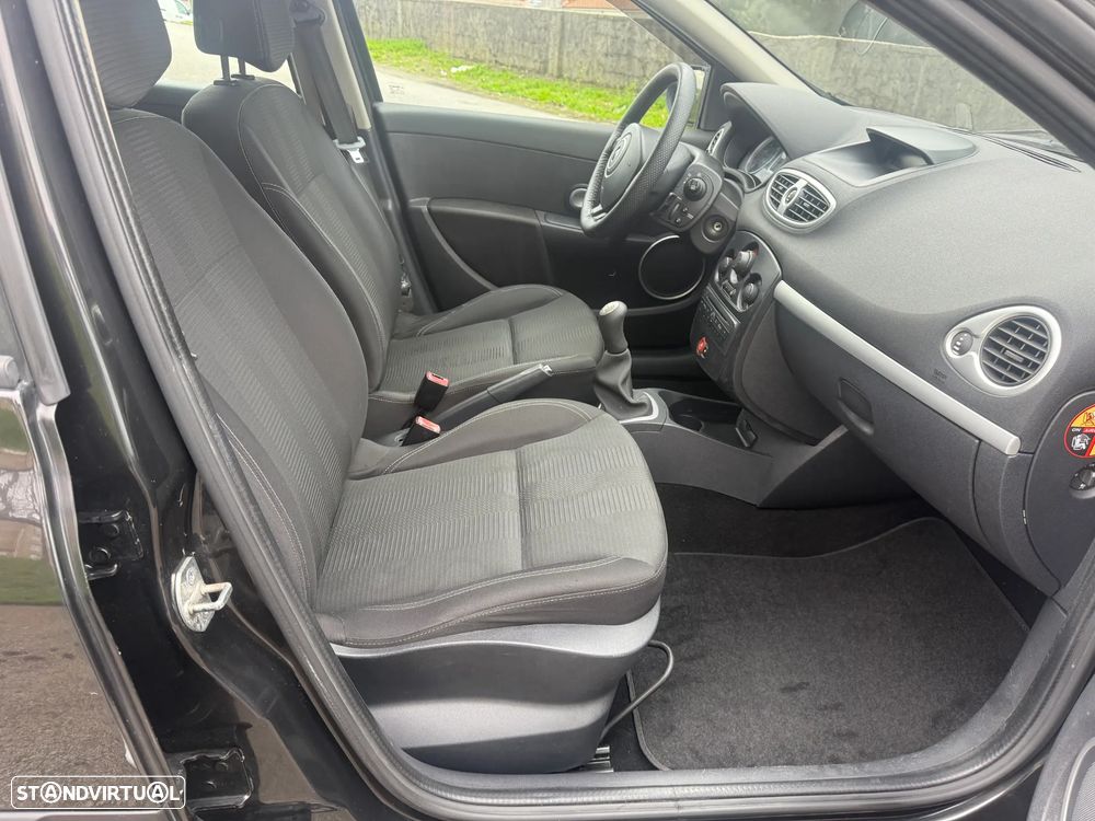 Renault Clio Break 1.5 dCi Dynamique - 12