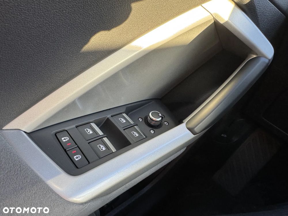 Audi Q3 40 TDI Quattro S Line S tronic - 25