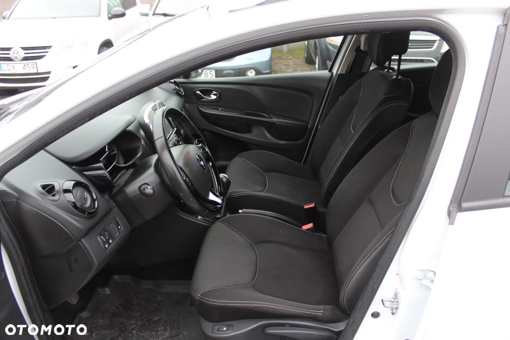 Renault Clio - 14