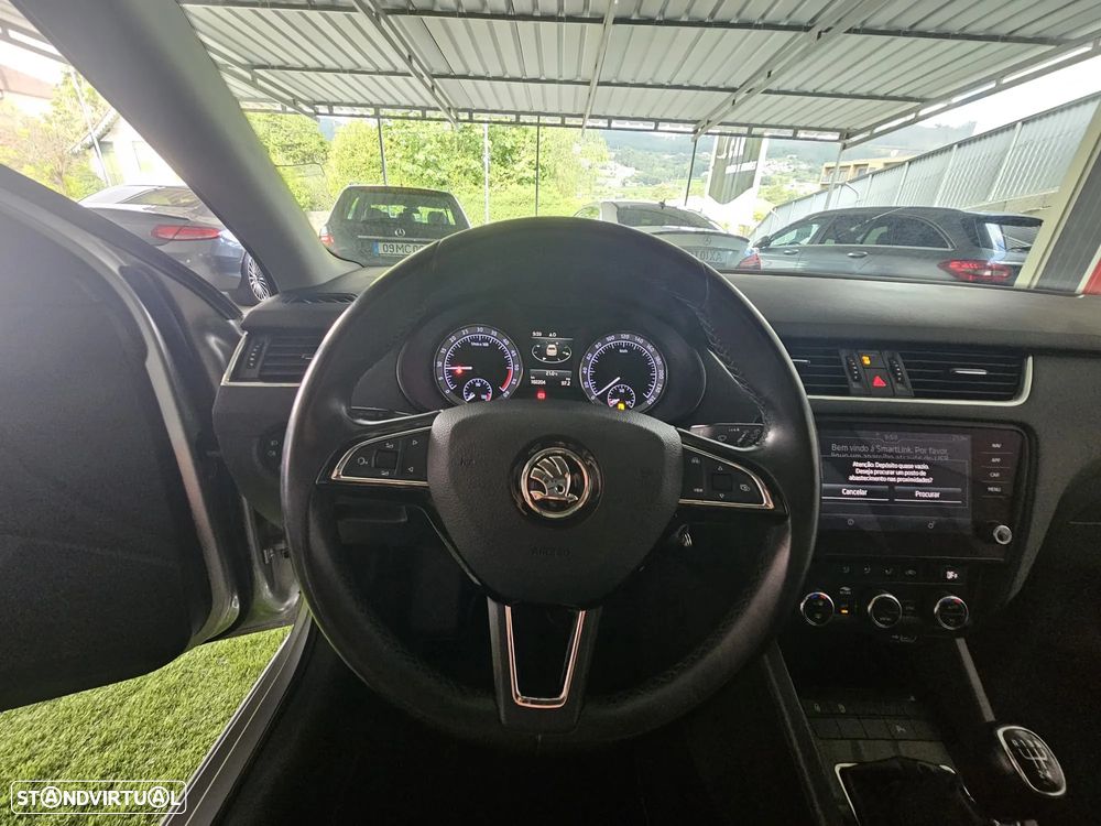 Skoda Octavia 1.6 TDI Ambition - 16