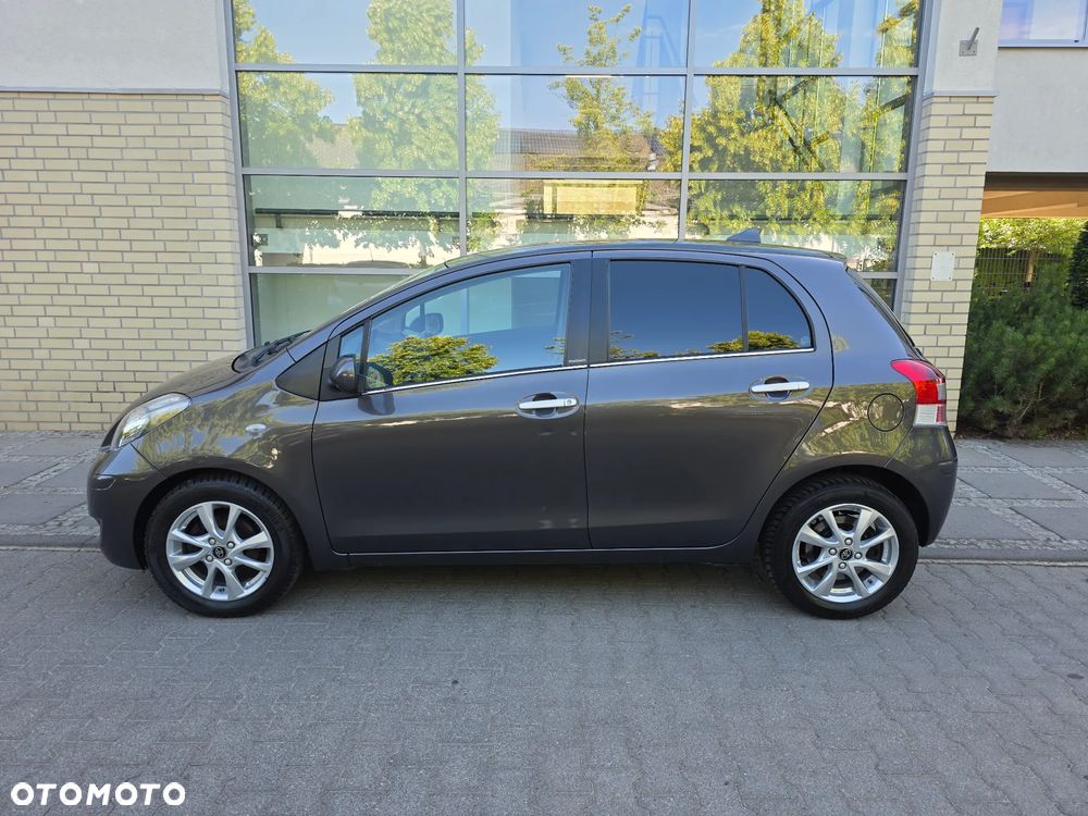 Toyota Yaris - 4