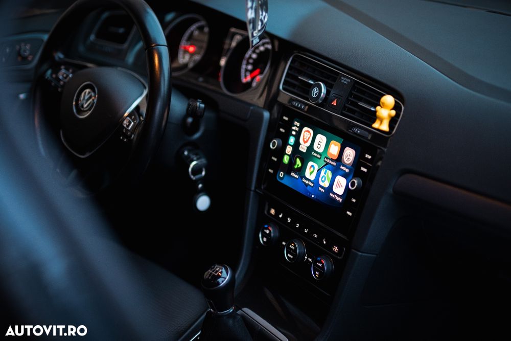 Volkswagen Golf - 13