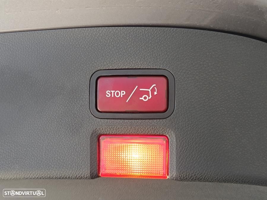 Mercedes-Benz CLA 220 d 4Matic 7G-DCT AMG Line - 16