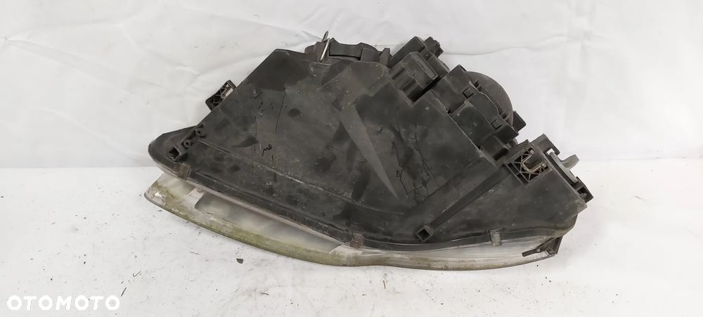 .  LAMPA PRZOD PRZEDNIA PRAWA AUDI A4 B7 !BRAK MOCOWANIA! - 5