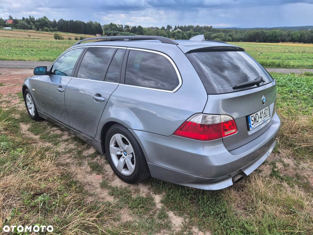 BMW Seria 5 520d - 7