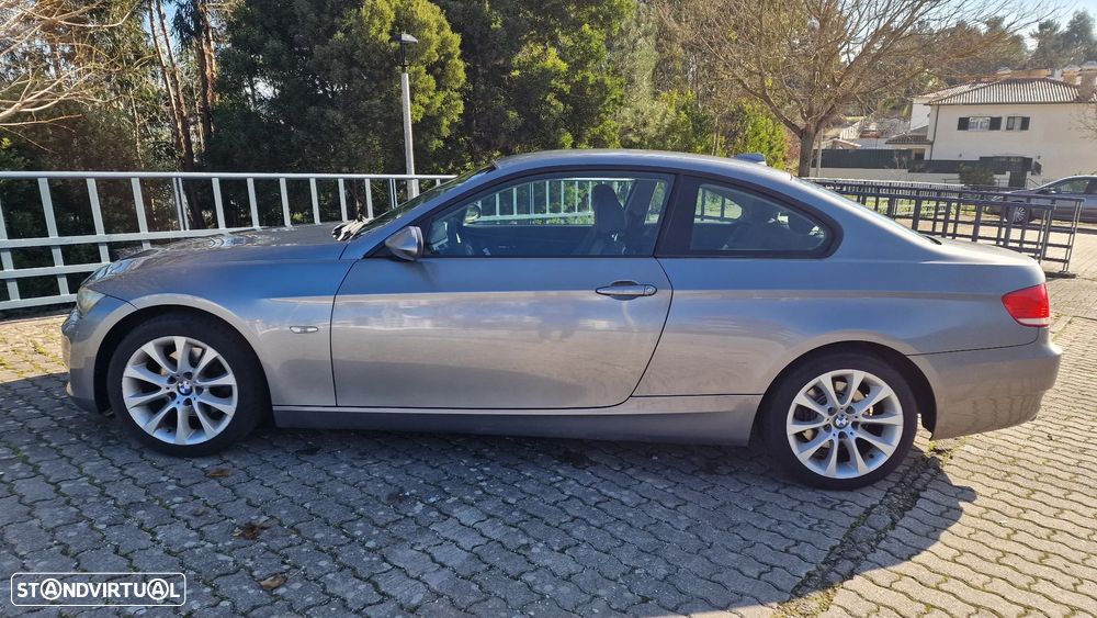BMW 320 d Coupe Active - 3