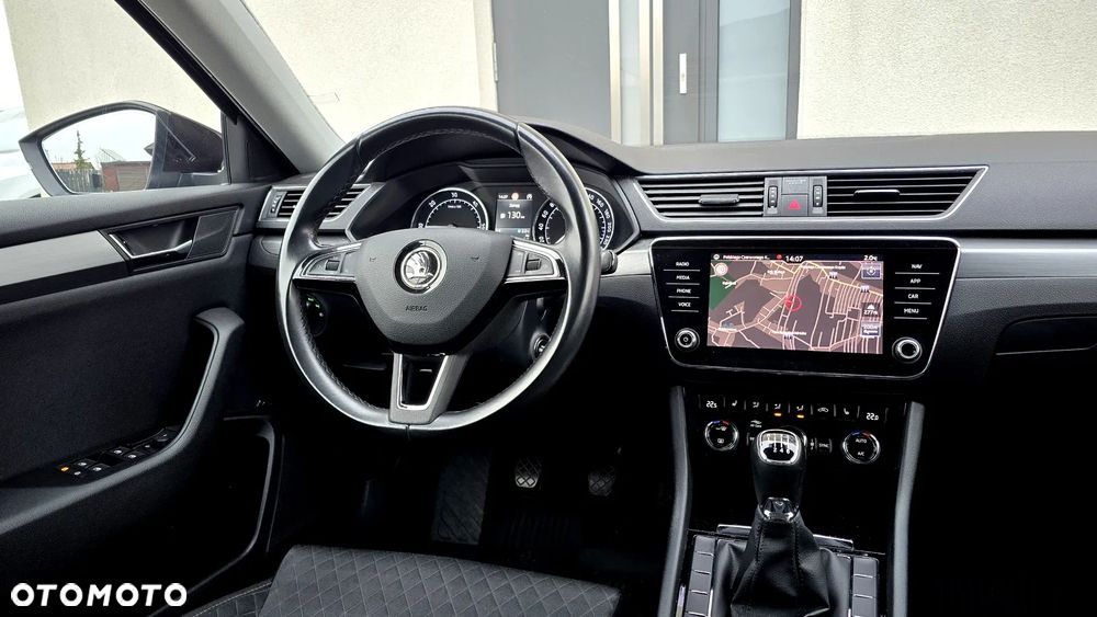 Skoda Superb 2.0 TDI Style - 25