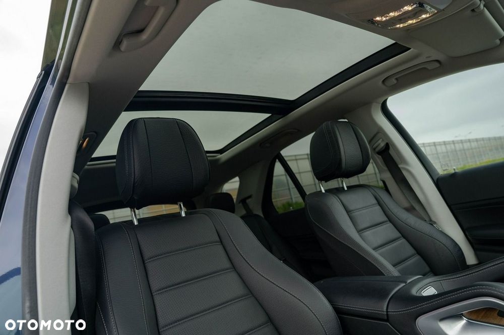 Mercedes-Benz GLE - 31