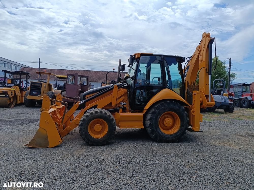 Caterpillar 428E - 3