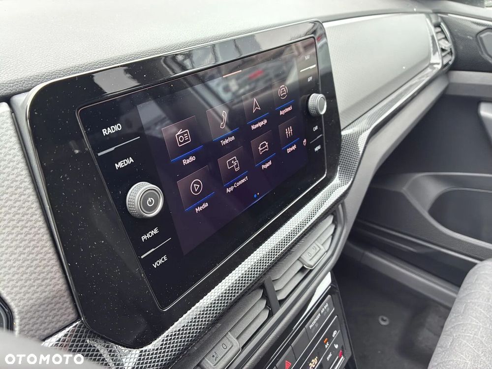 Volkswagen T-Cross - 14