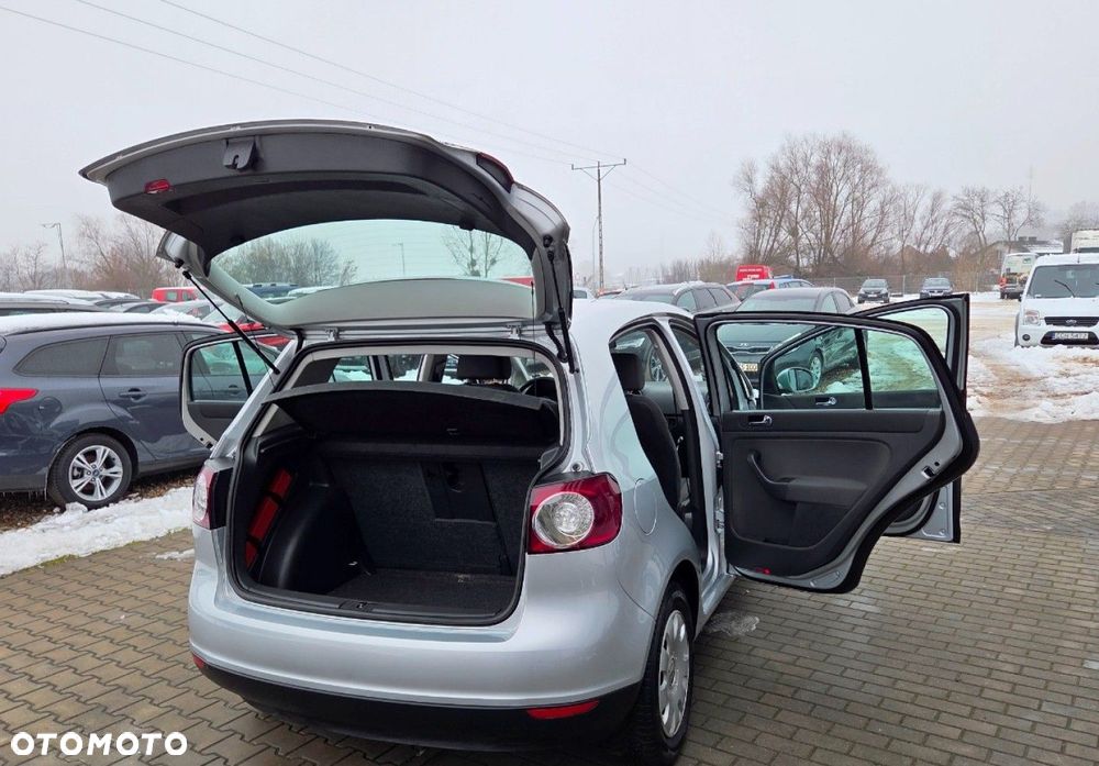 Volkswagen Golf Plus - 27