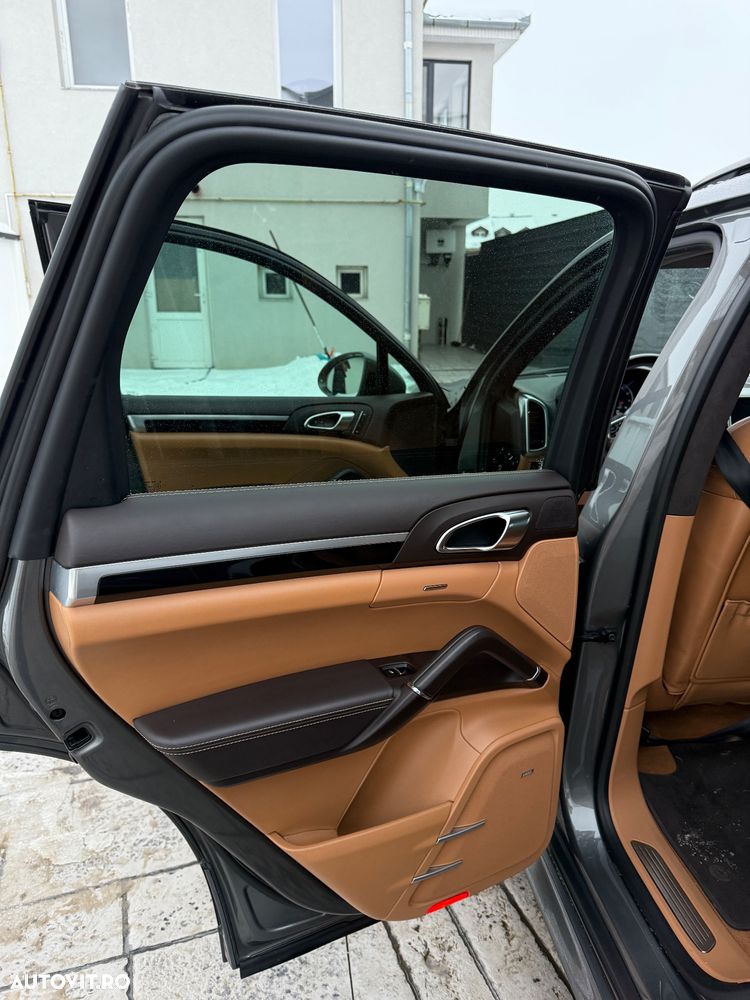 Porsche Cayenne ver-tiptronic-s - 12