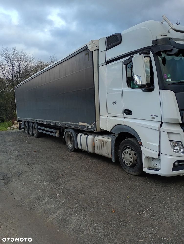 Mercedes-Benz Actros - 1