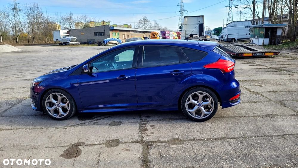 Ford Focus 2.0 TDCi ST - 10