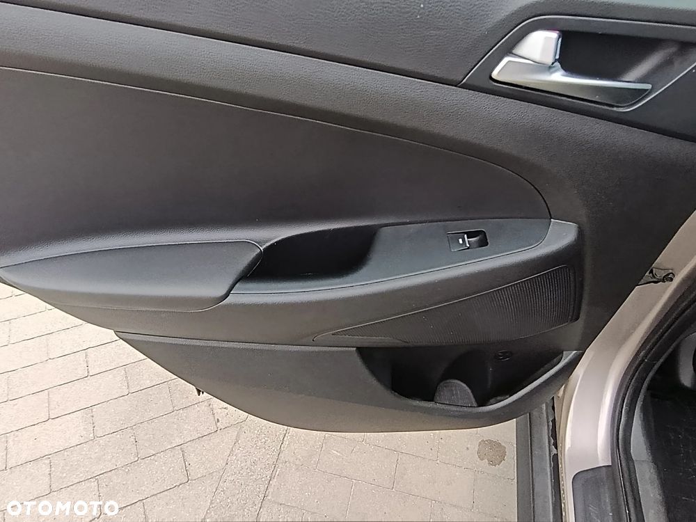 Hyundai Tucson 1.6 GDi Comfort 2WD - 21