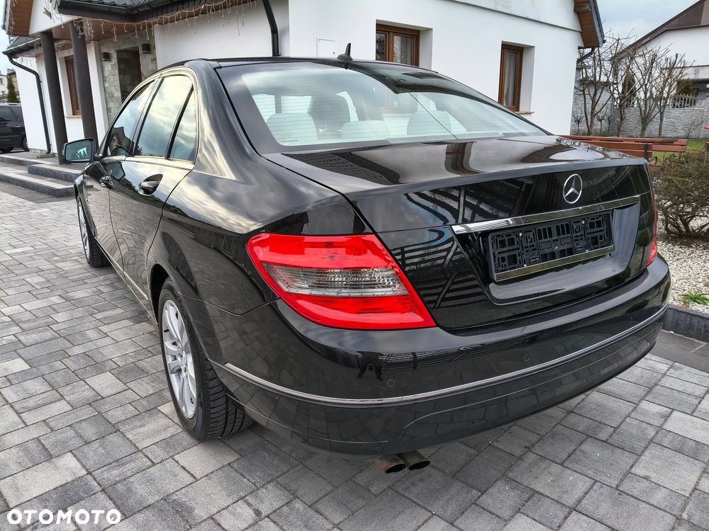 Mercedes-Benz Klasa C 180 Kompressor BlueEFFICIENCY Avantgarde - 7