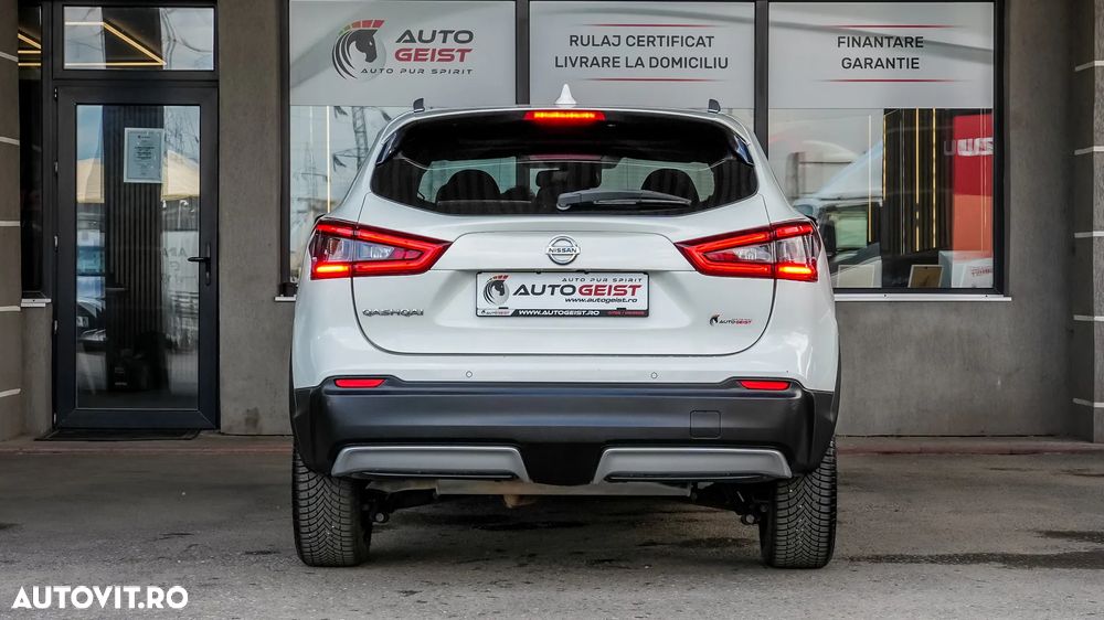 Nissan Qashqai 1.6 dCi DPF tekna - 5