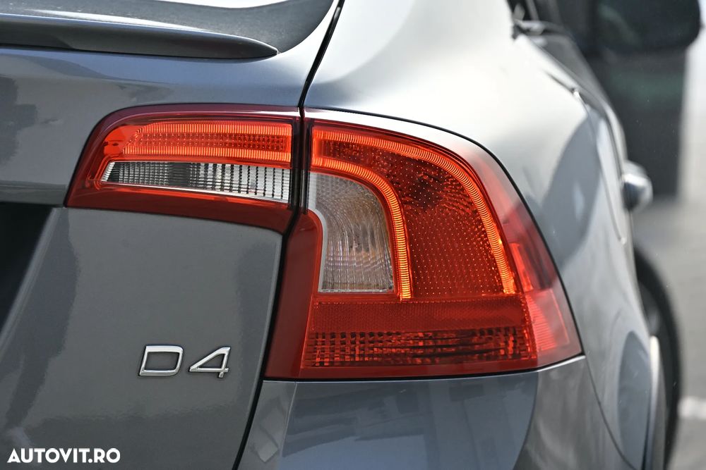 Volvo S60 Cross Country D4 Geartronic Summum - 27