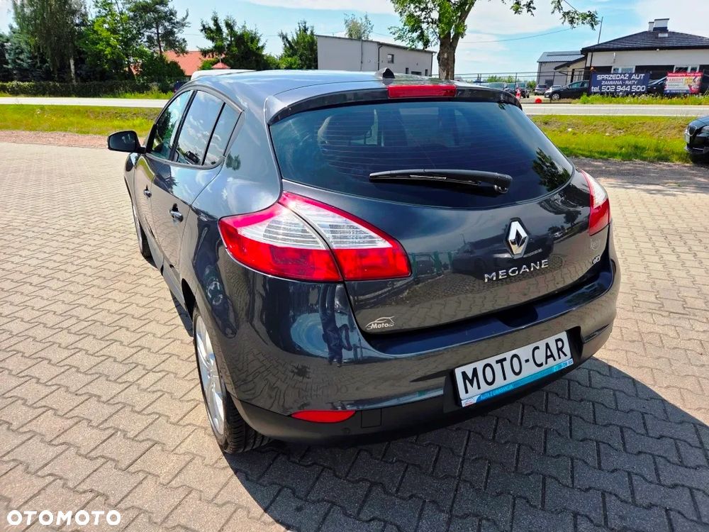 Renault Megane ENERGY dCi 110 Start & Stop Expression - 12