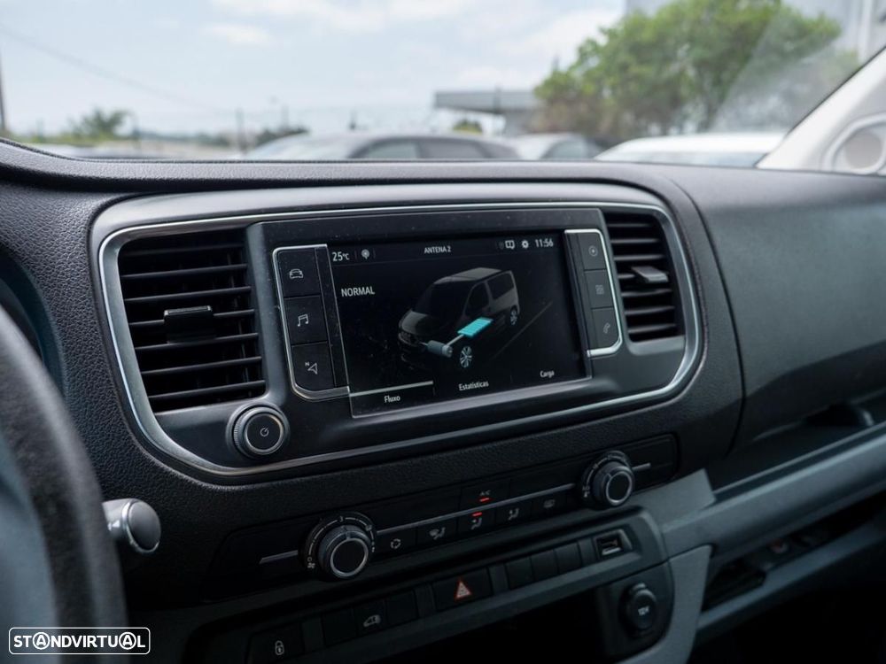 Opel Vivaro - 31