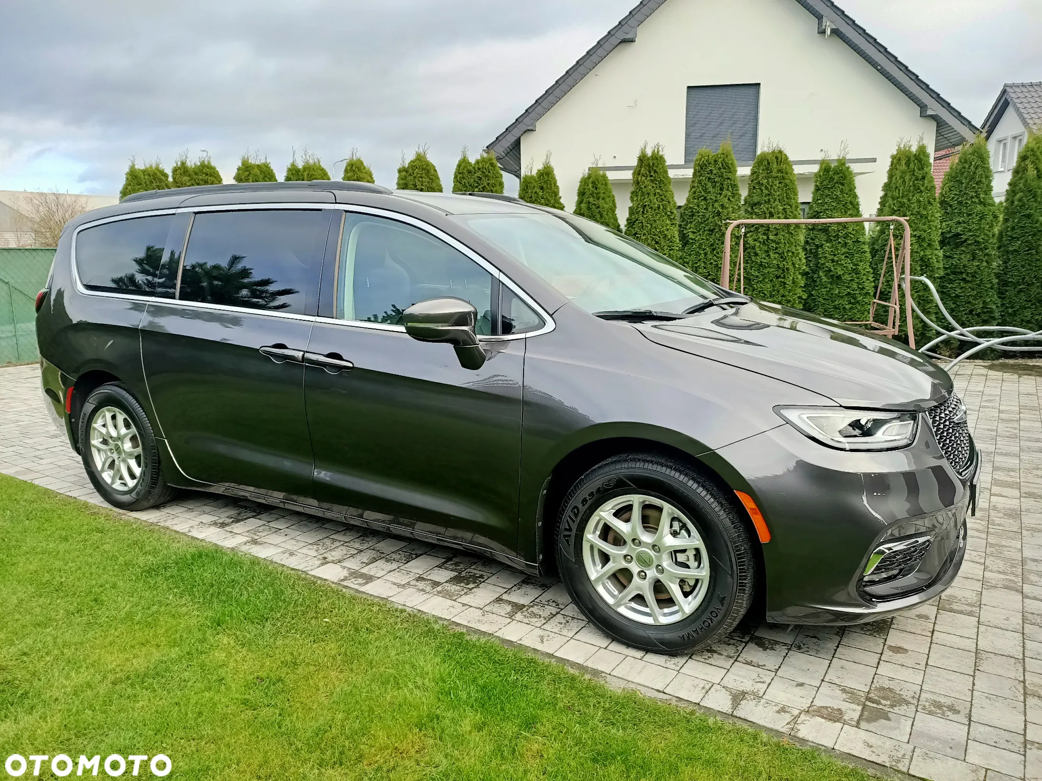 Chrysler Pacifica - 9
