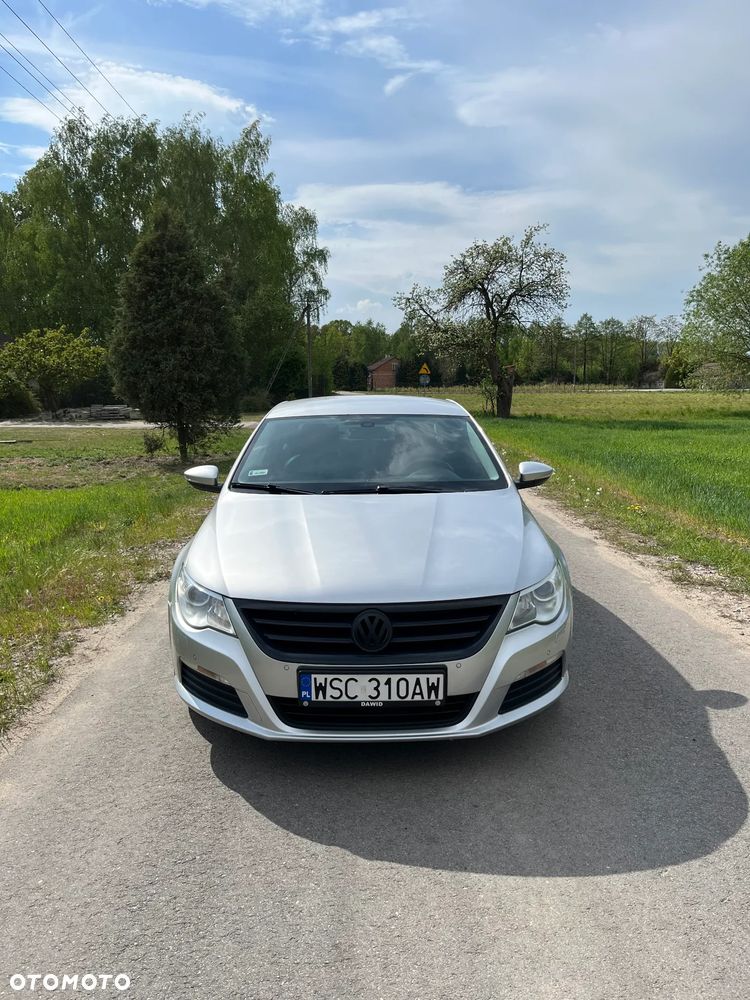 Volkswagen Passat 2.0 TSI Highline - 2