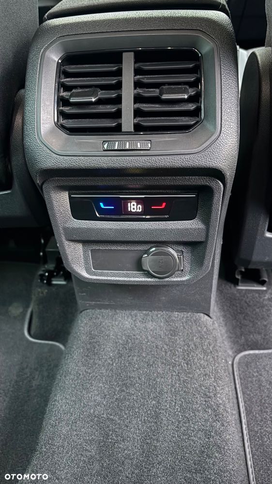 Volkswagen Tiguan 1.5 TSI OPF URBAN SPORT - 32
