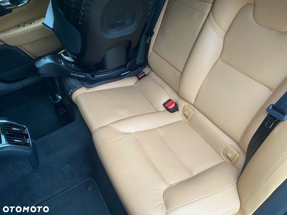 Volvo S90 T5 Geartronic Momentum - 31