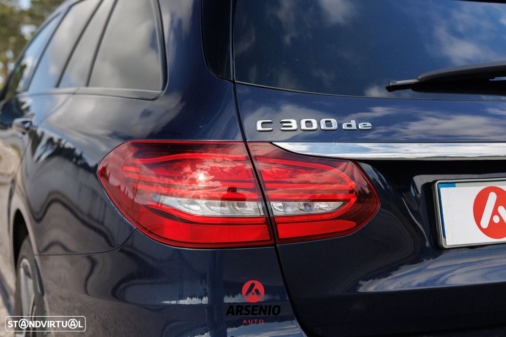 Mercedes-Benz C 300 de AMG Line - 17