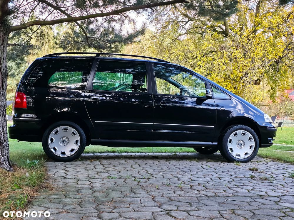 Volkswagen Sharan 2.8 V6 Highline - 5