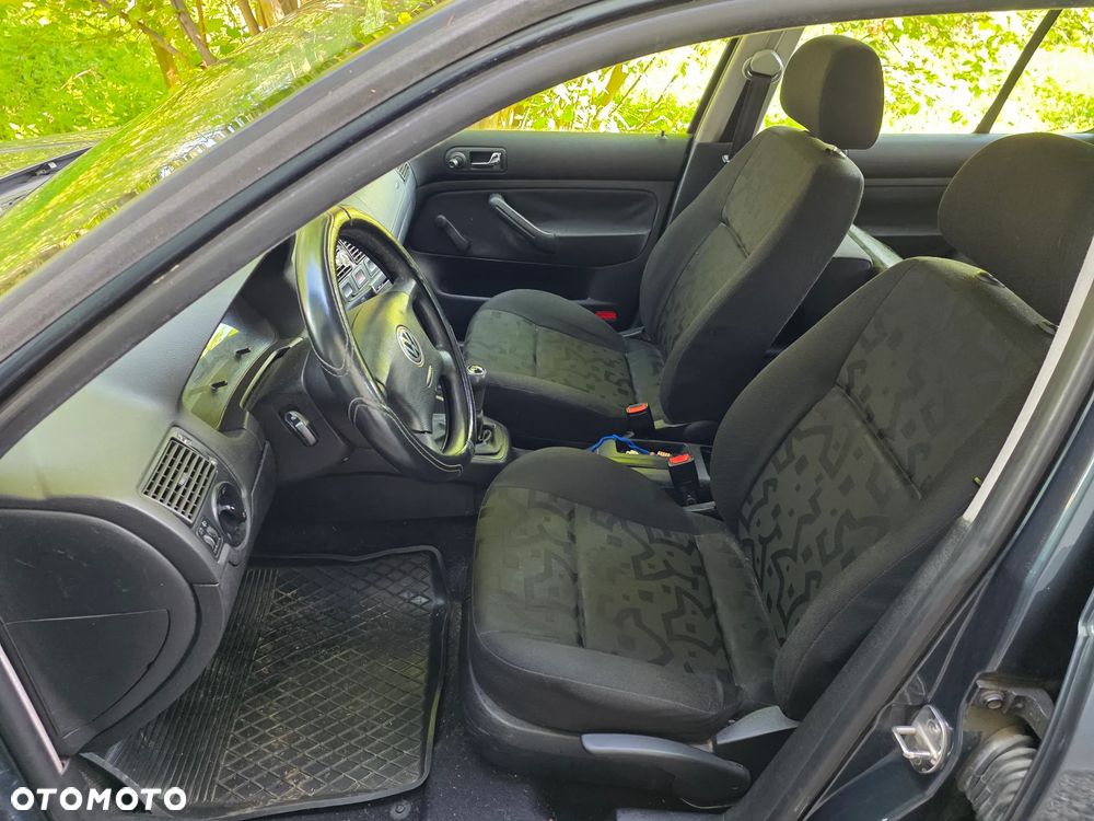 Volkswagen Golf 1.9 TDI Basis - 6