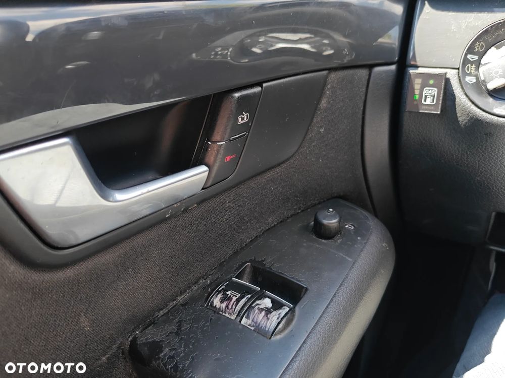 Audi A4 Avant 2.0 TFSI Attraction - 20