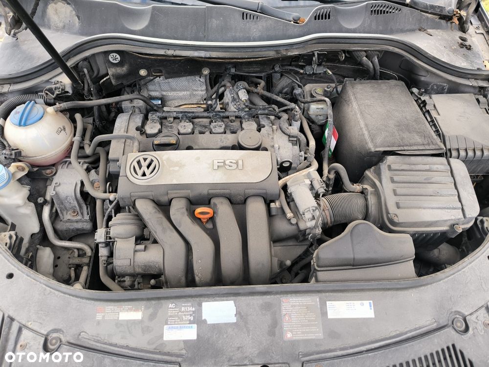 Volkswagen Passat - 8