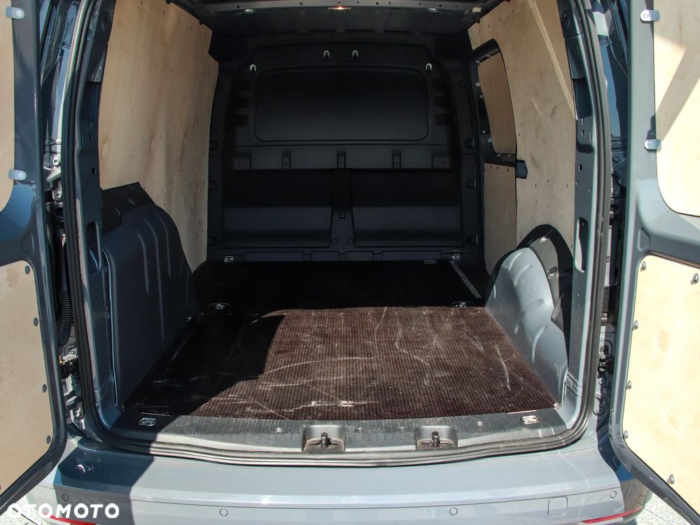 Volkswagen Caddy Maxi - 9