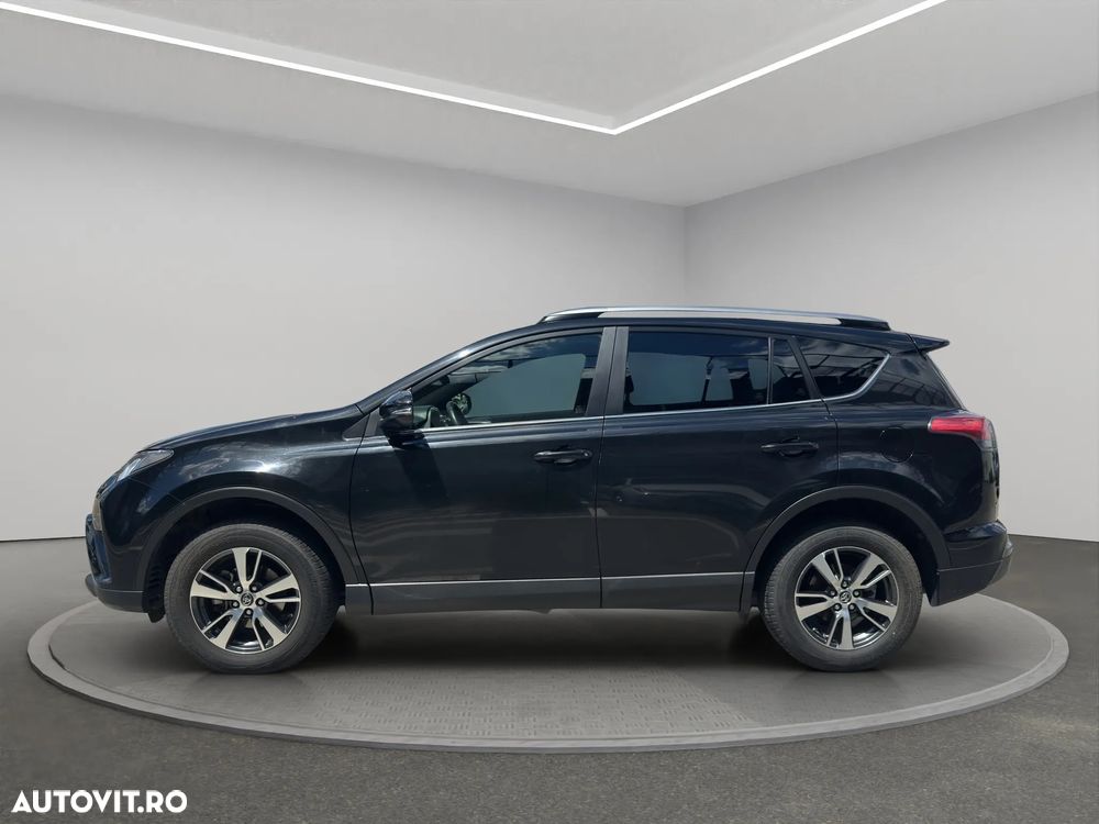 Toyota RAV4 - 3