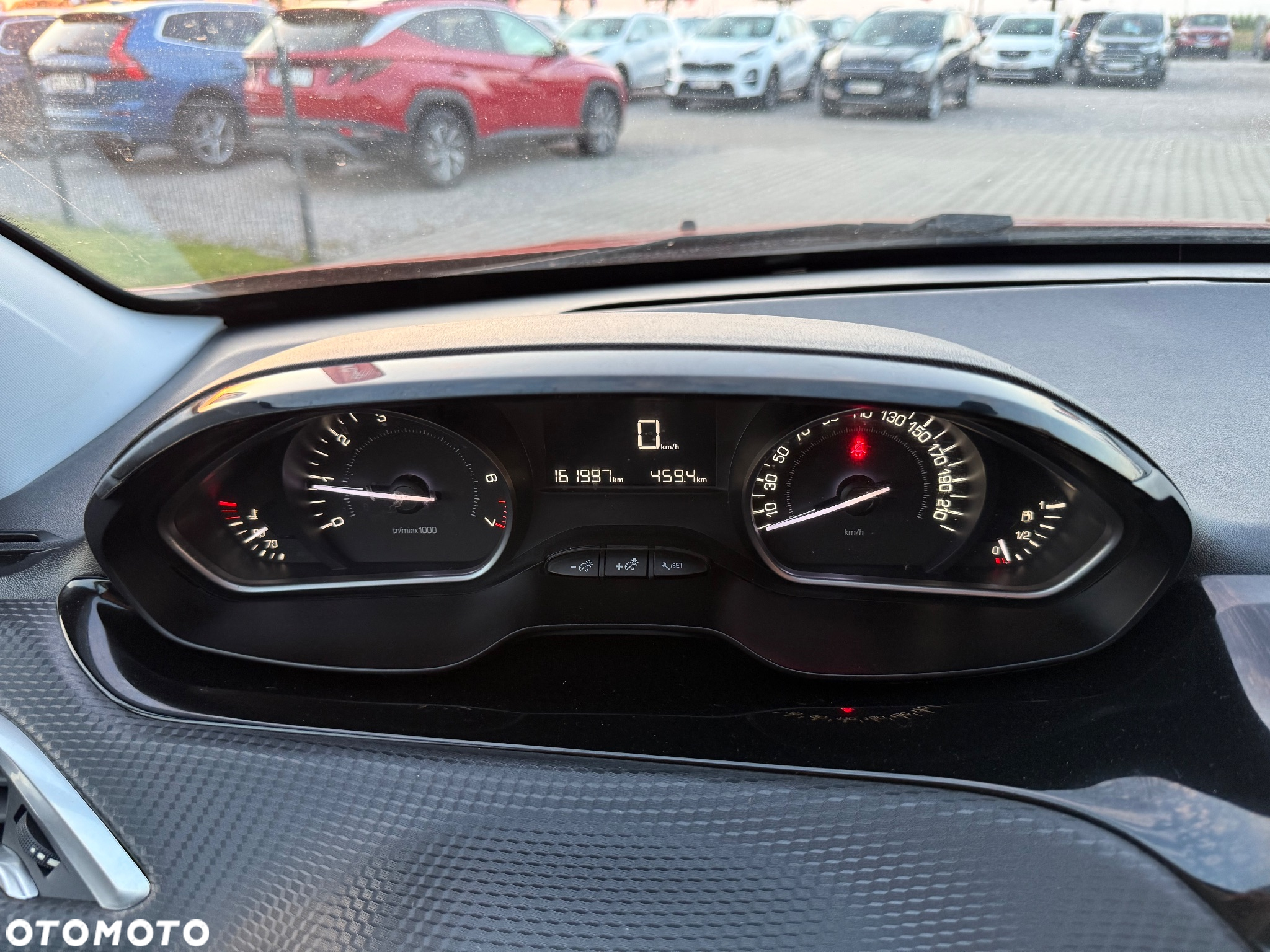 Peugeot 2008 1.2 Pure Tech Active S&S - 22