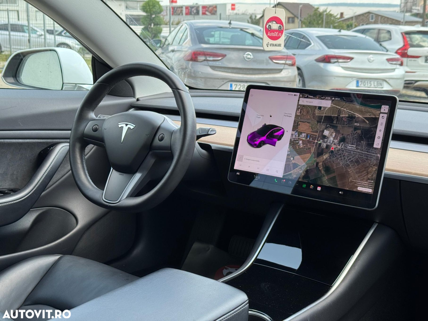 Tesla Model 3 - 7