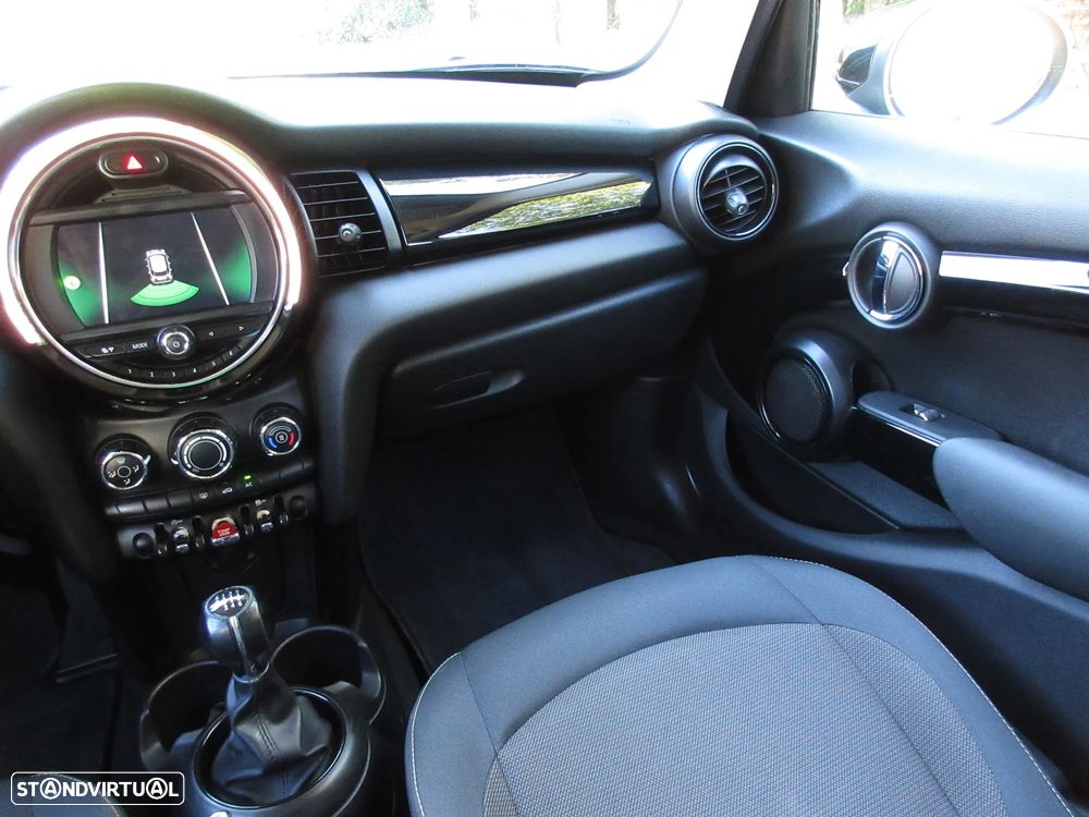 MINI 5 Portas One Sport Edition - 34