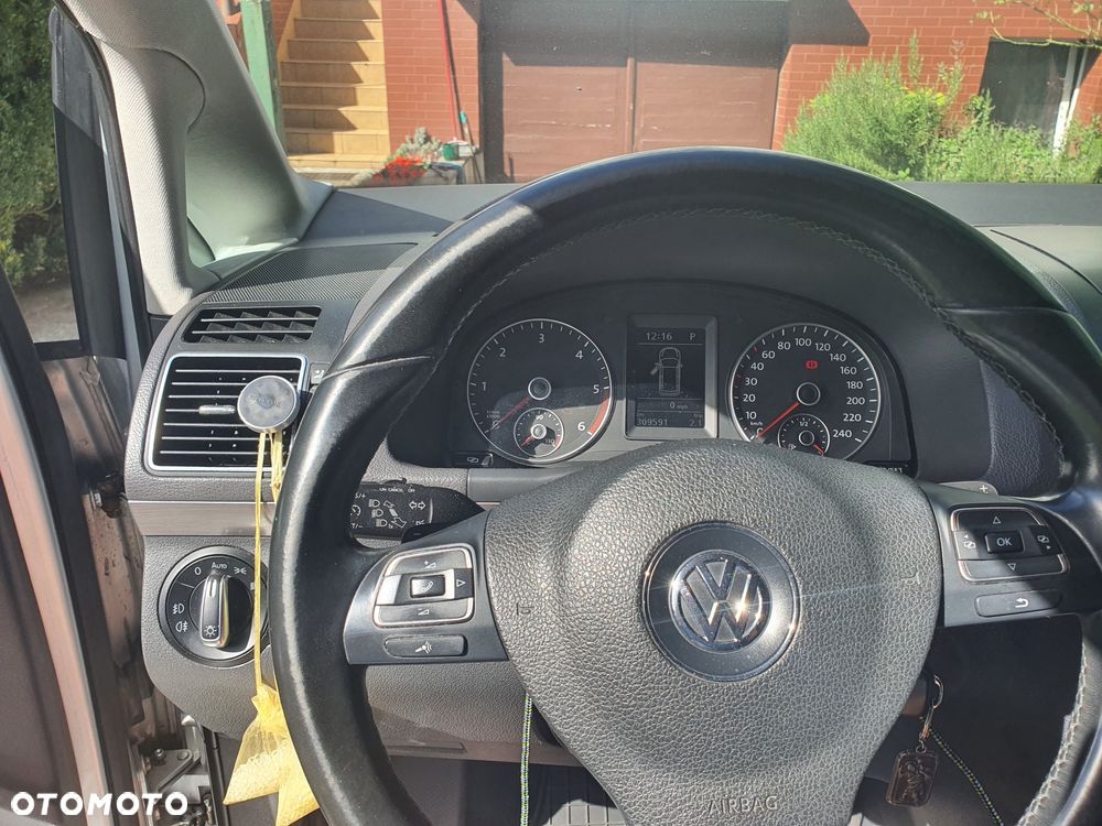 Volkswagen Touran 1.6 TDI DPF DSG Trendline - 5