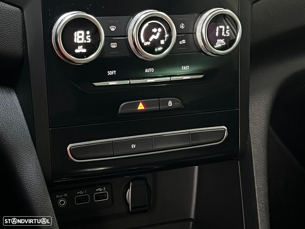 Renault Mégane Sport Tourer 1.6 E-Tech Plug-In Limited - 18