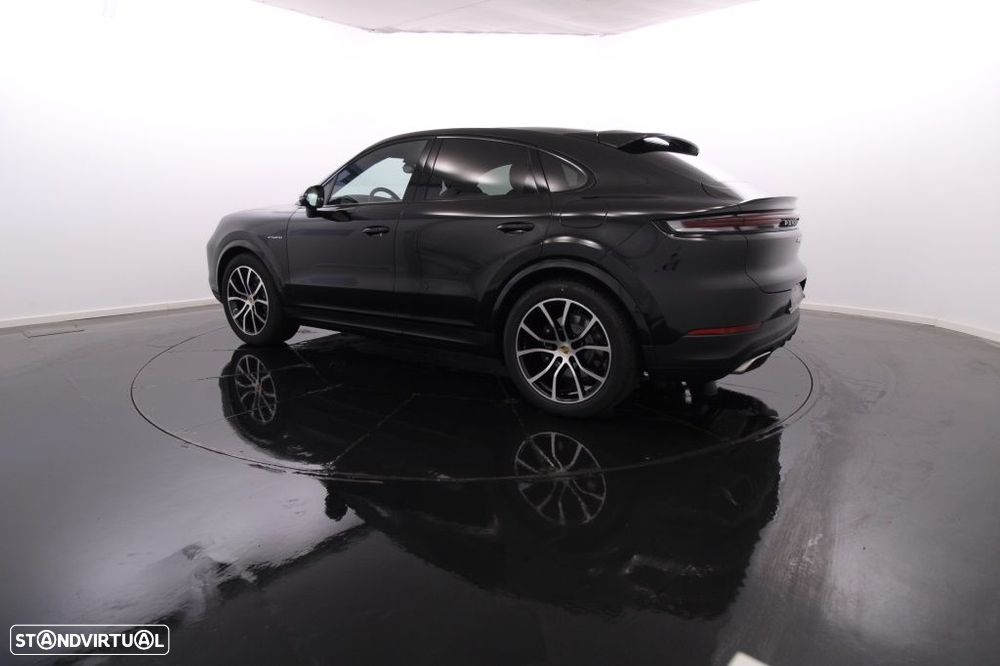 Porsche Cayenne E-Hybrid - 4