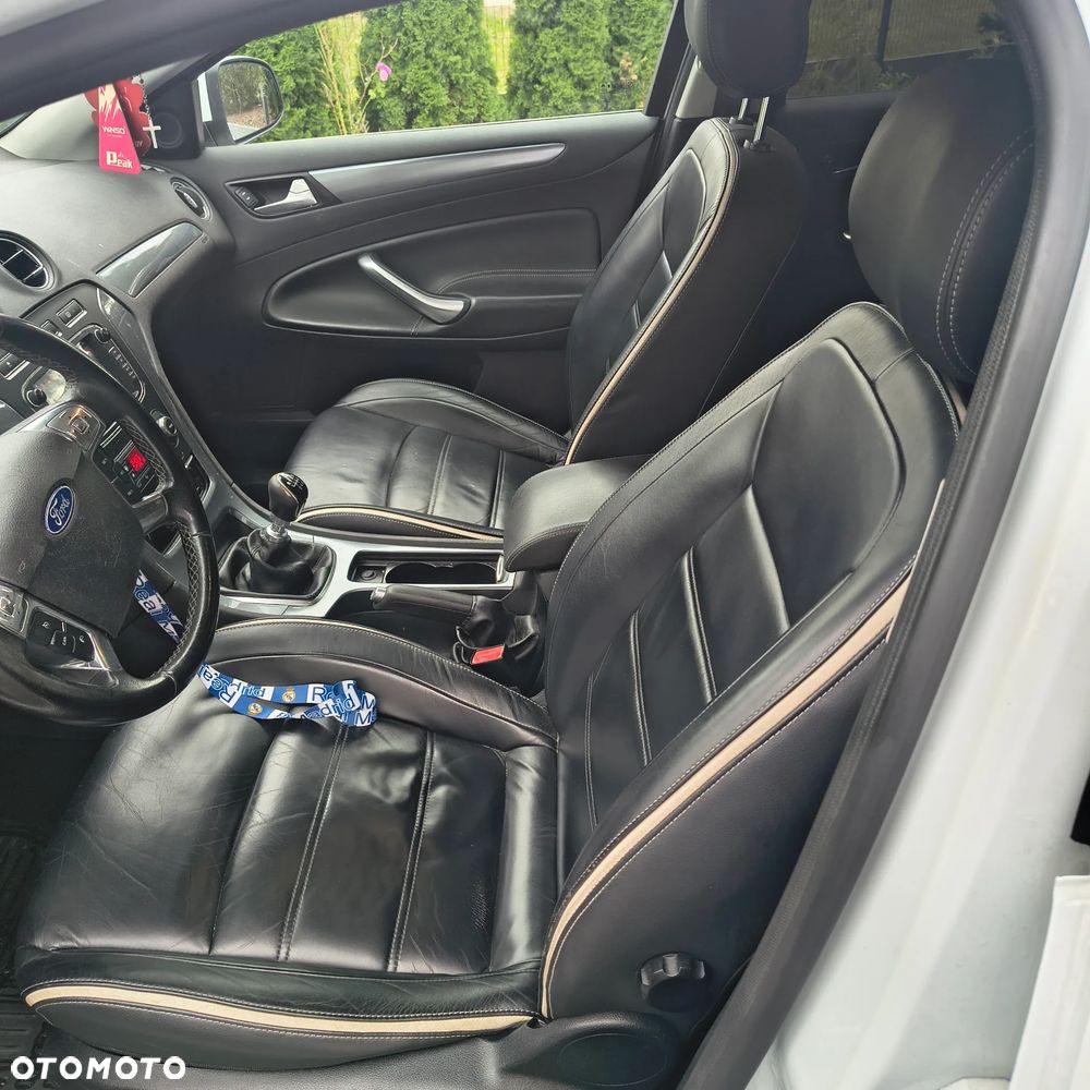 Ford Mondeo 2.0 TDCi Titanium - 4